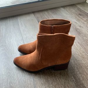 Suede Corso Como booties